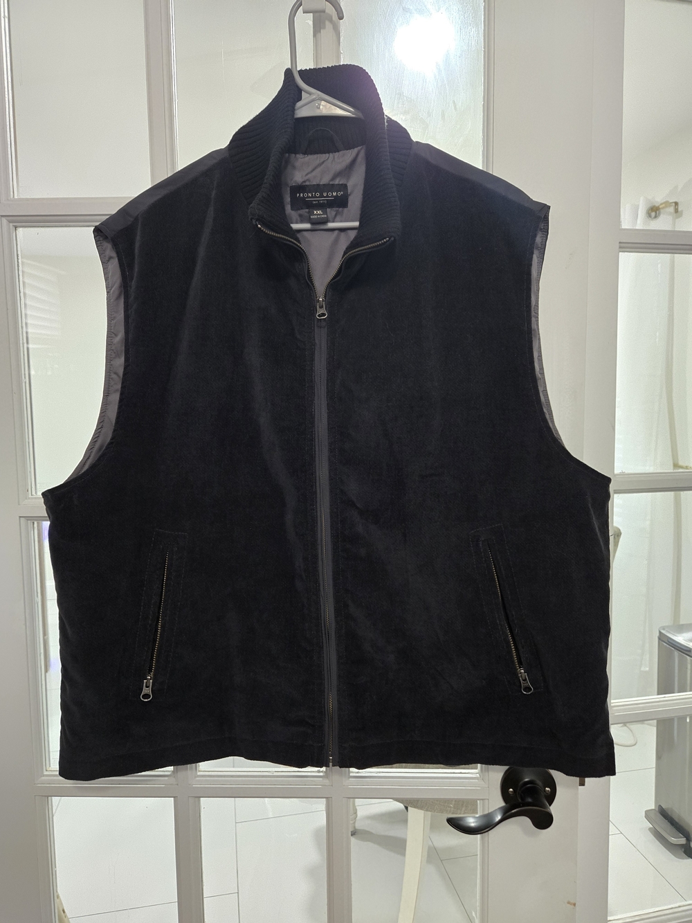 Pronto Uomo Black Full-Zip Men's Vest